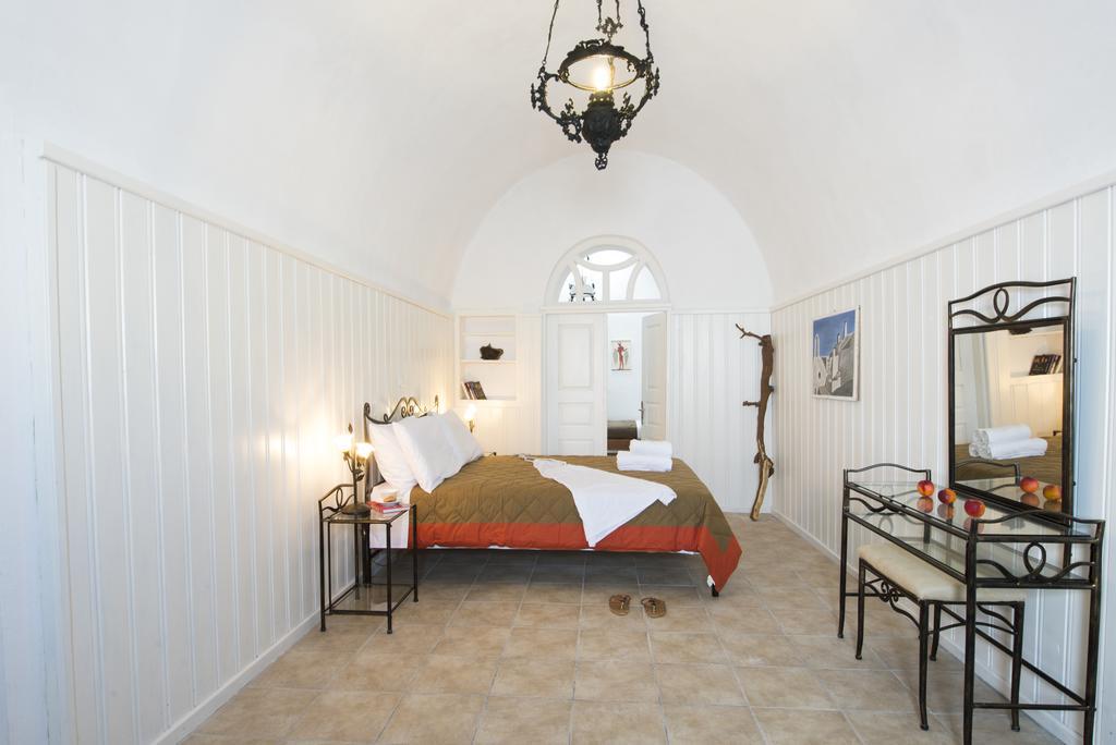 Simantiri Private Villa Megalochori  Oda fotoğraf
